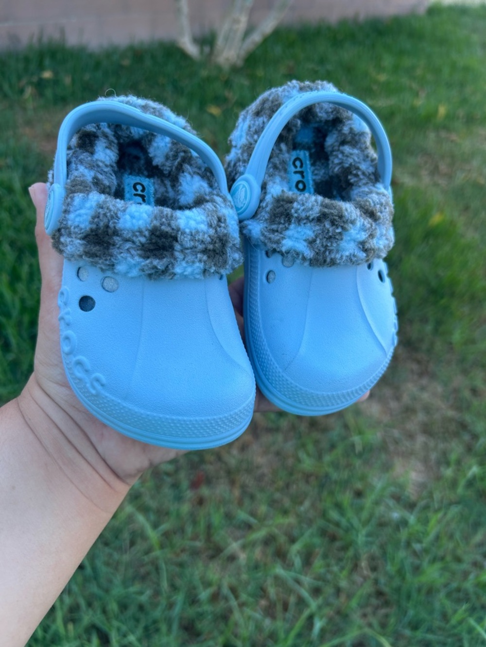 CROCS Light Blue Kids Lined Clog with Patterned Fur Trim